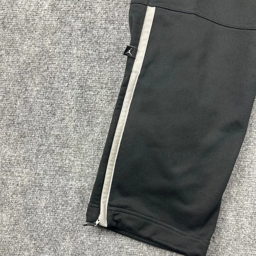 Jordan Track Pants Mens Medium Black Red Jumpman Stripe Zip‎ Cuff Athletic